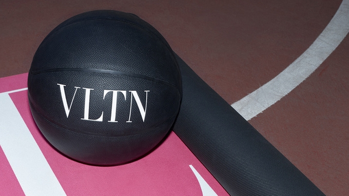 VLTN la marque sportswear lancé par la maison Valentino